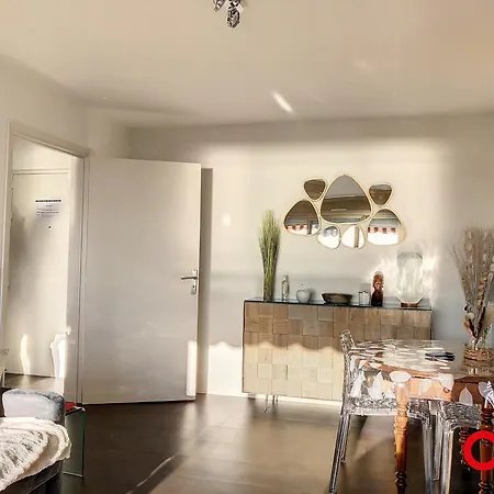 Apartamento Splendide 2 Pièces Climatisé Avec Piscine Et Garage Privé - Fr-1-647-6 *